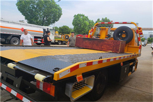 射洪附近拖车电话号码服务